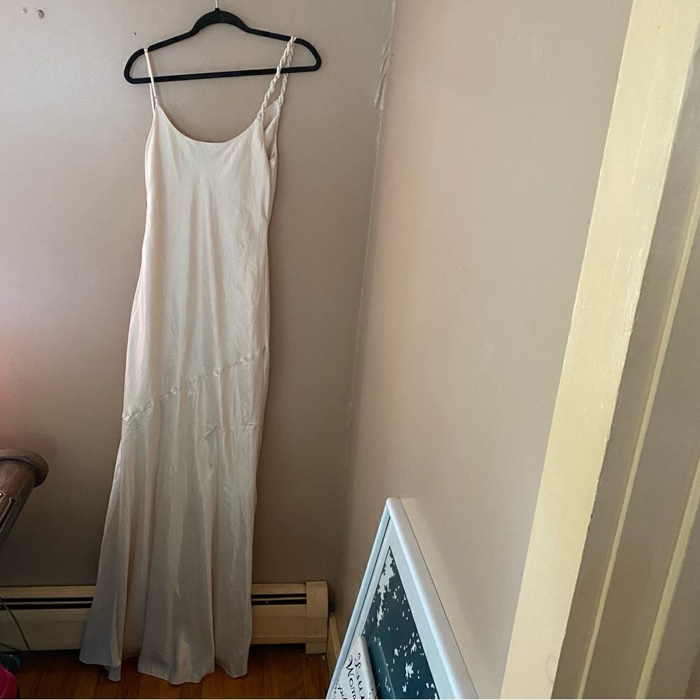 House of Harlow 1960 Irolo gown ivory satin twist strap bias dress Revolve NWT L - Picture 9 of 15